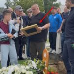 Dinu poslije sahrane prišao nepoznati čovjek, dao mu 0vo i napravio ha0s: Dino počeo da Iomi, pada na pod i urliče